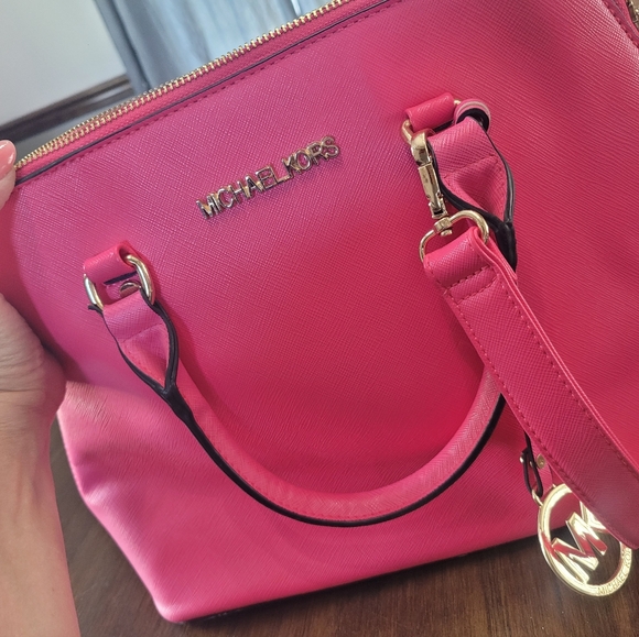 Michael Kors design Accessories - Hot pink purse like new